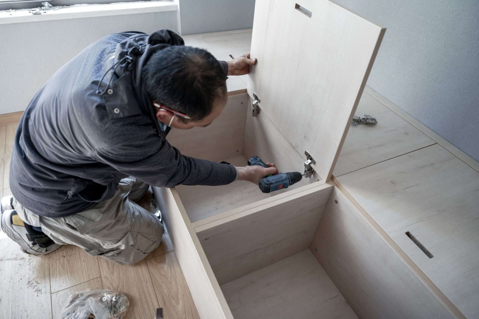 how to restore bathroom cabinets