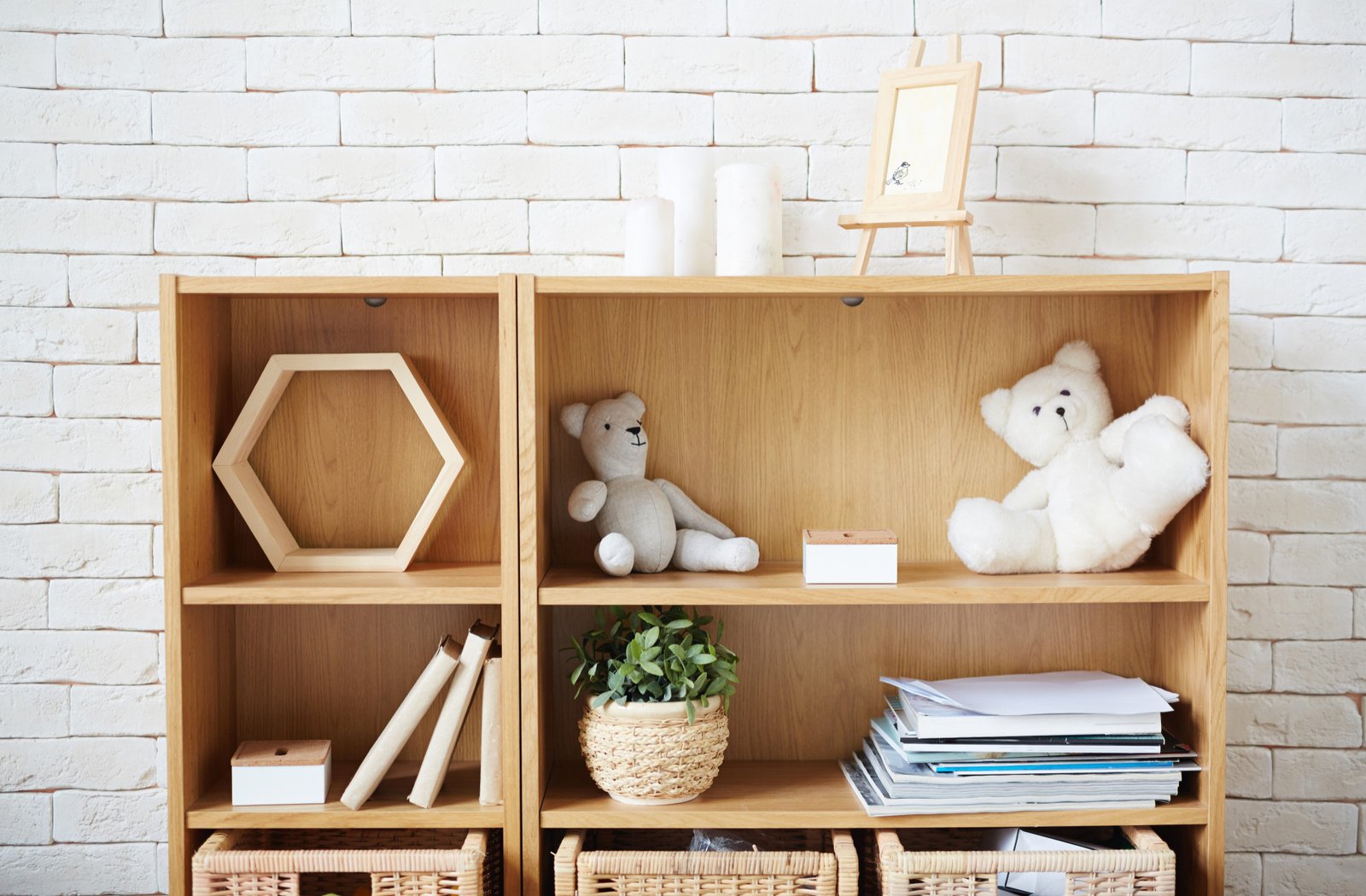 nursery decor for shelves